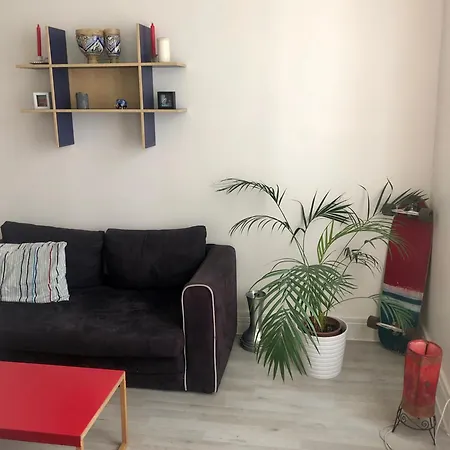 Cute And Quiet Appartment In Montmartre Parijs Buitenkant foto