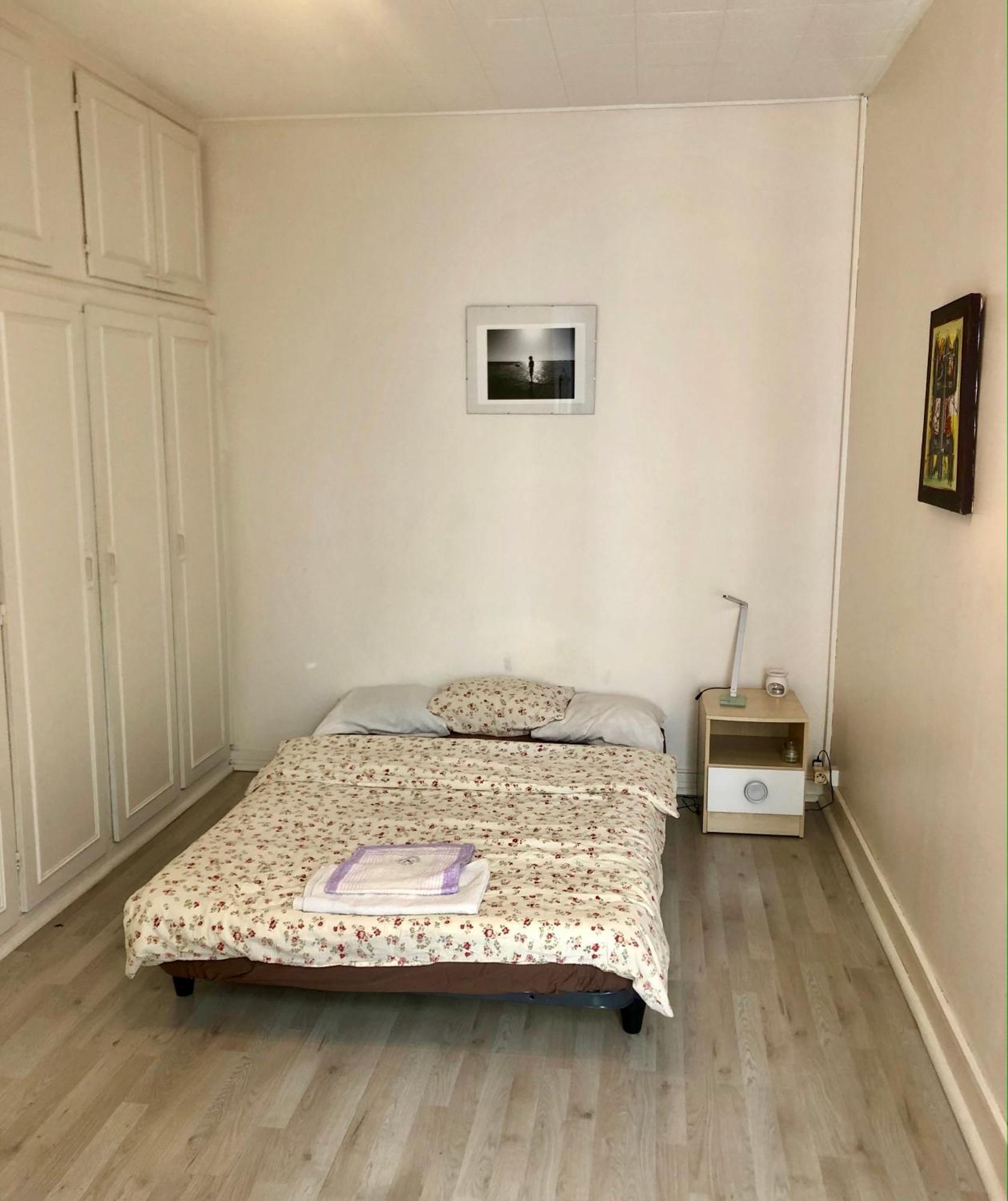 Cute And Quiet In Montmartre Appartement Parijs